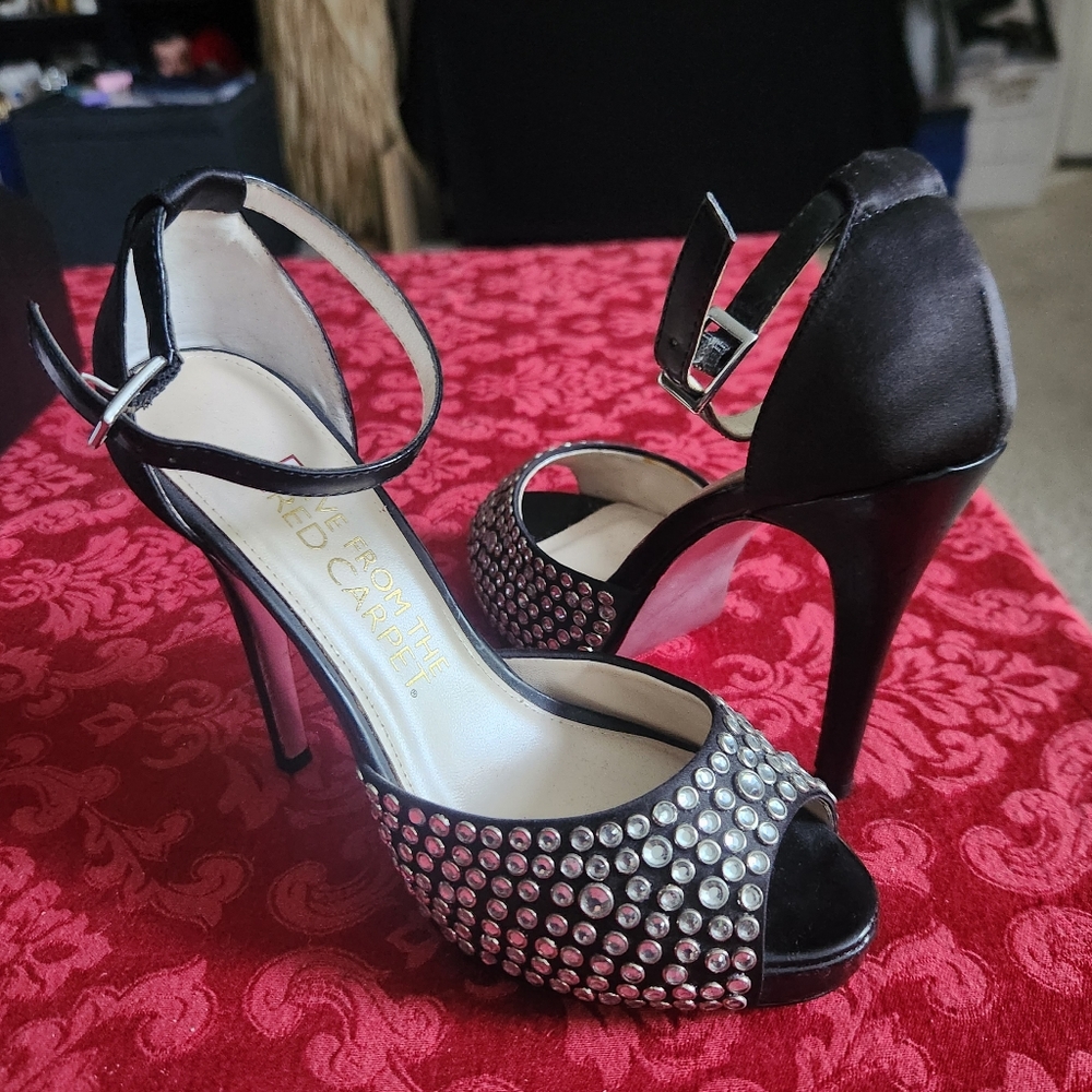 E Live From The Red Carpet Sparkly High Heels - image 3